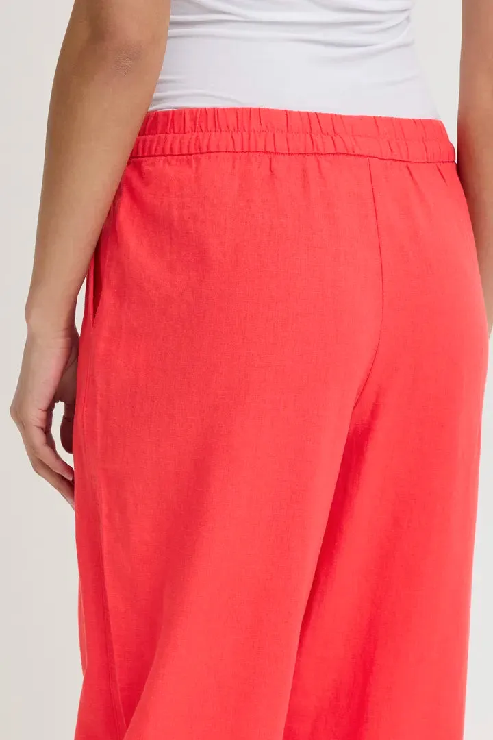 Hanna Crop Barrel Leg Pants (Geranium)